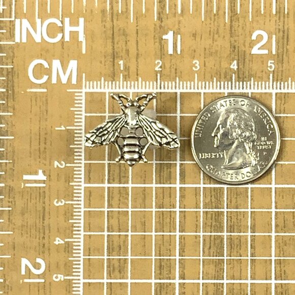 Silver Tone Bee Lapel Pin Brooch Insect Antique Finish Insect Nature - Picture 3 of 4